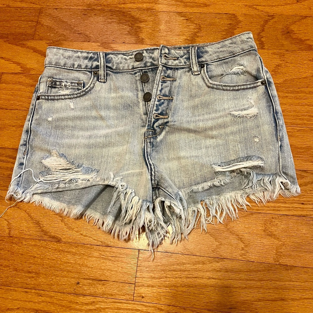 Hidden Distressed Jean Shorts Frayed Hem